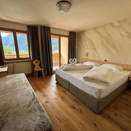 Hotel Savoia Dobbiaco Esterno foto