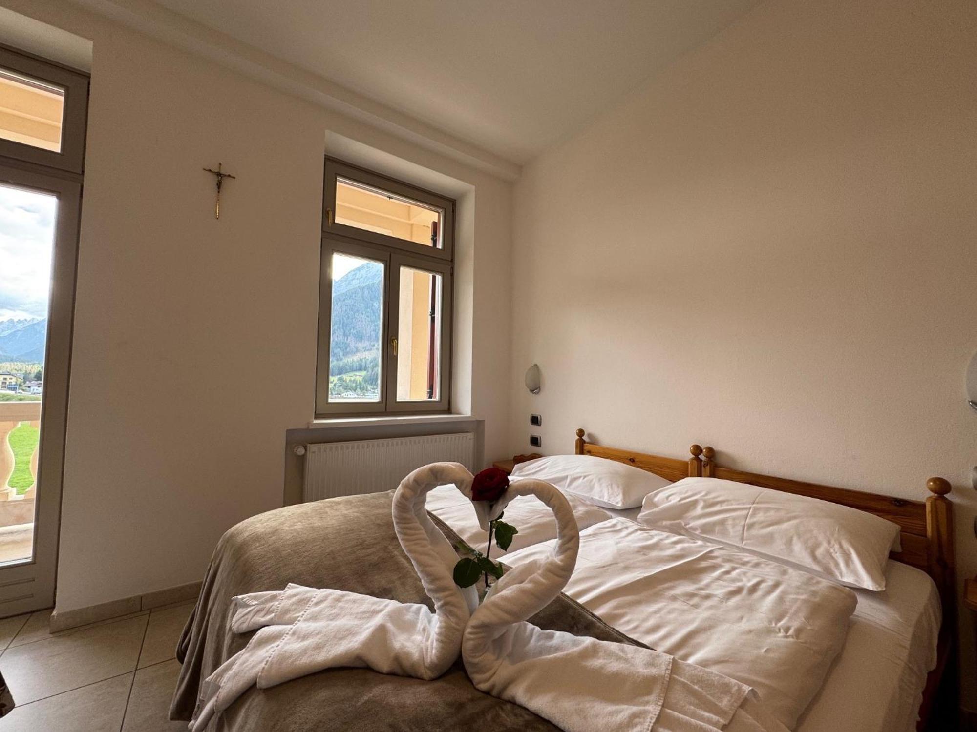 Hotel Savoia Dobbiaco Esterno foto