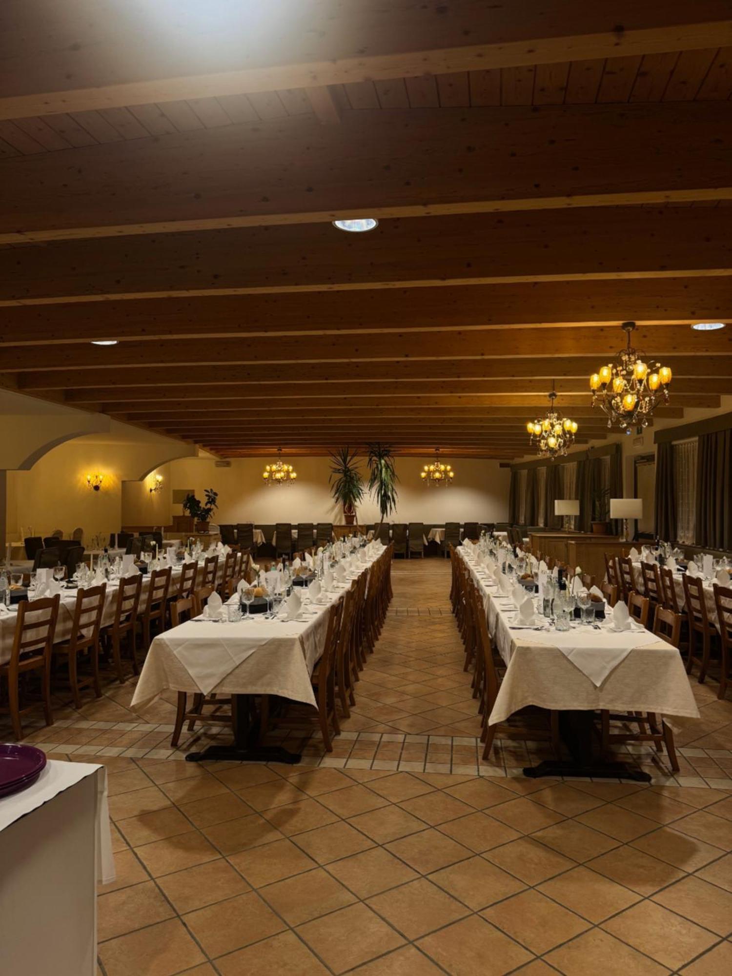 Hotel Savoia Dobbiaco Esterno foto